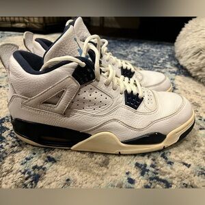Jordan 4 Columbia, University Blue men’s size 8. GUC